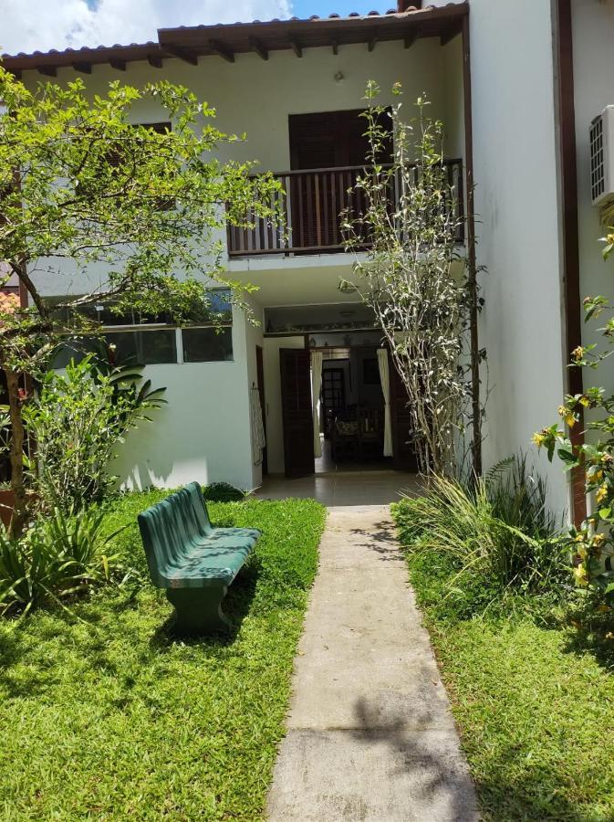 Casa Em Condominio Fechado Proximo A Praia 乌巴图巴 外观 照片